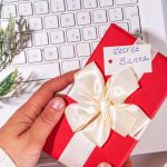 18 creative Secret Santa gift ideas under Rs 500 for colleagues