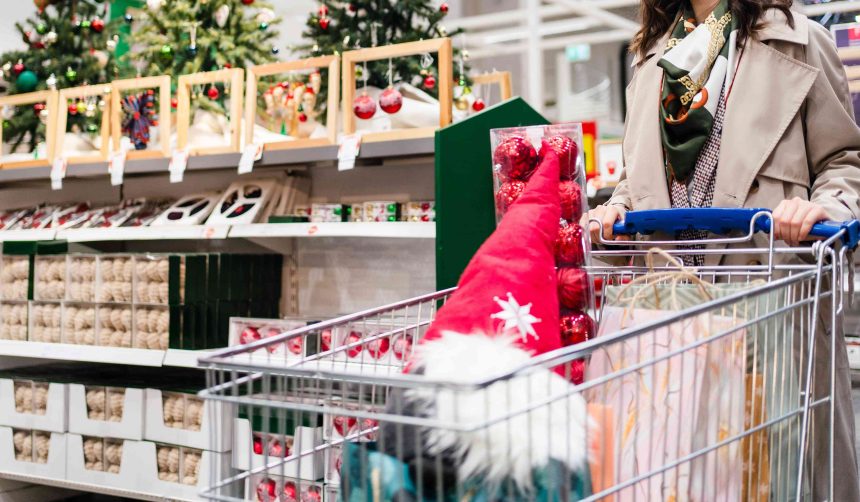 3 Things You Should Never Buy at After-Christmas Sales (and 3 You Shouldn't Pass Up!)