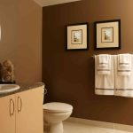 5 Warm Paint Colors You Should Never Use in Your Bathroom, Designers Warn