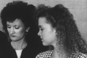 Wanda Holloway, left, and her daughter Shanna Harper, right leave the courtroom