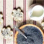 How to Eat Poppy Seeds the Right Way, According to Culinary Experts