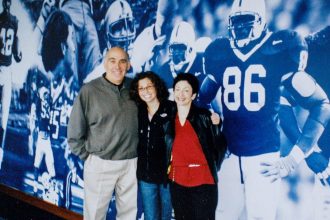 Ellen Greenberg with her parents, Dr. Josh and Sandee Greenberg