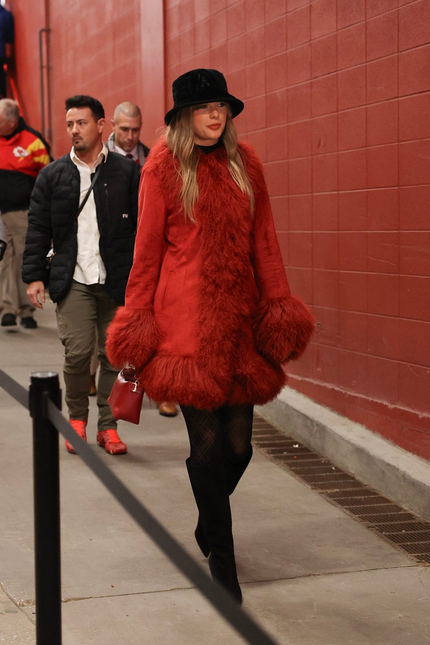 Taylor Swift arrives for her first Chiefs game since her Eras tour finished