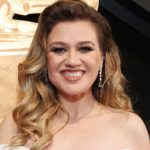 Smiling Kelly Clarkson at the 66th Grammy Awards in 2024