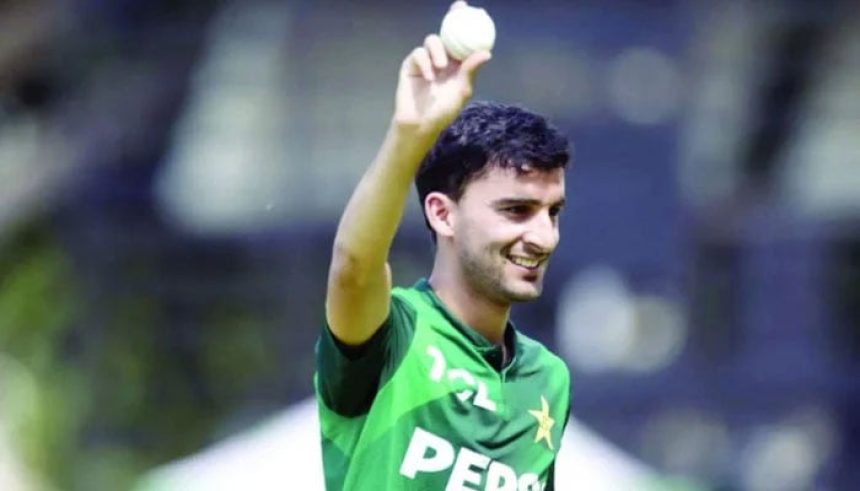 Pakistans Sufiyan Muqeem celebrates taking five wickets in second T20I against Zimbabwe on December 03, 2024 — AFP