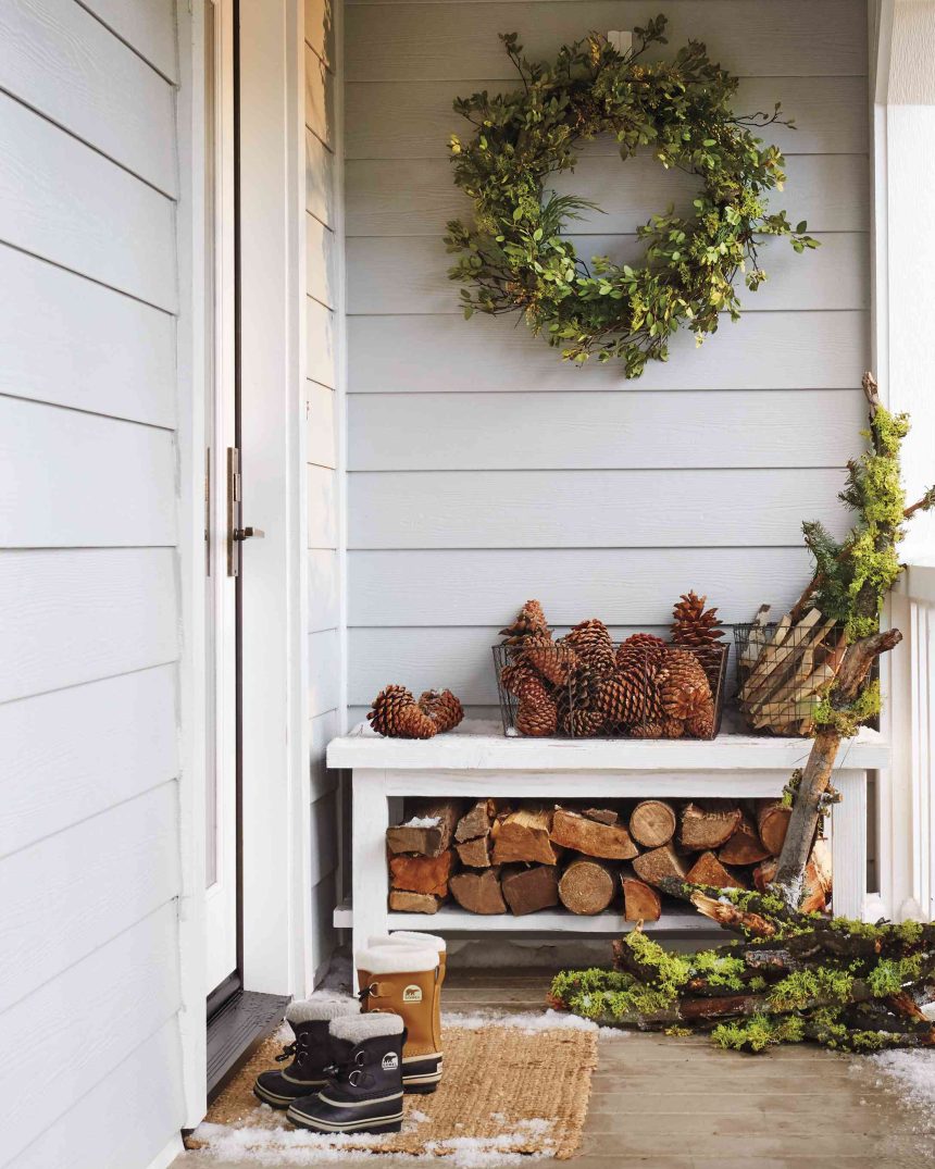 10 Winter Porch Décor Ideas for a Warm and Welcoming Entry Till Spring