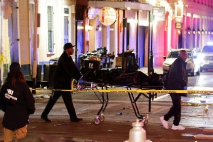 15 killed, 30 injured as US army veteran flying ISIS flag rams into New Orleans crowd - SUCH TV