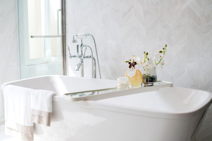 5 Things You Should Never Paint in Your Bathroom, According to Interior Designers