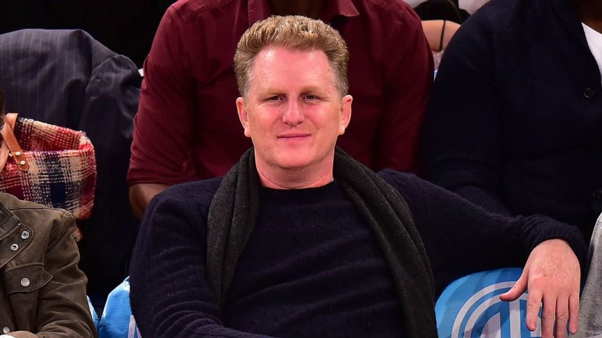 Michael Rapaport at a Knicks game