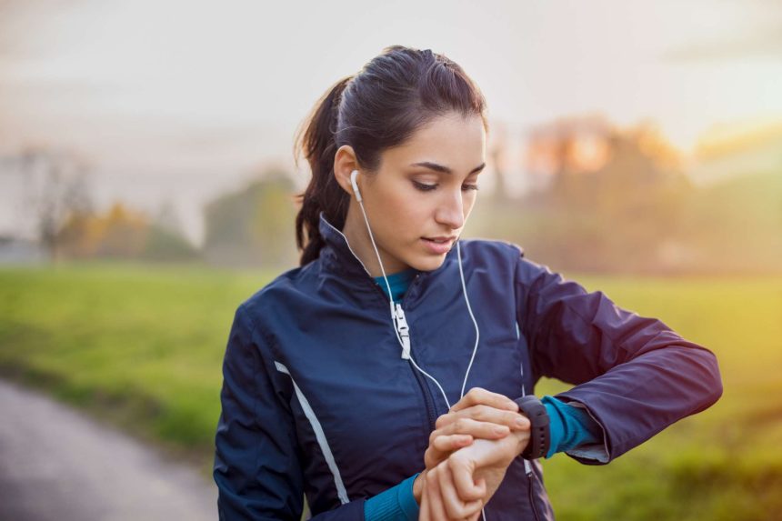 Are Morning or Evening Workouts Better for Your Health? Here's What the Research Says