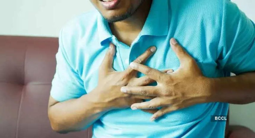 Cold sweat to shortness of breath: Know warning signs of heart attack in winter