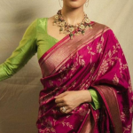 Contrasting sari-blouse combinations that would be a hit during the wedding season