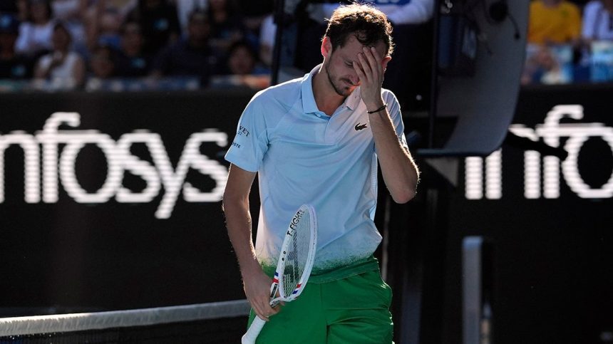 Daniil Medvedev reacts