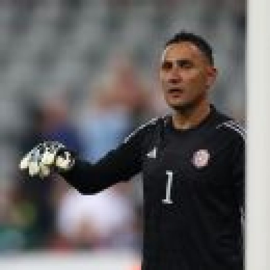 GK Keylor Navas joins Newell's on free transfer