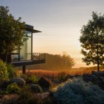 Glass-Enclosed Rooms Feel Like They’re Floating at This Olson Kundig Home in Virginia