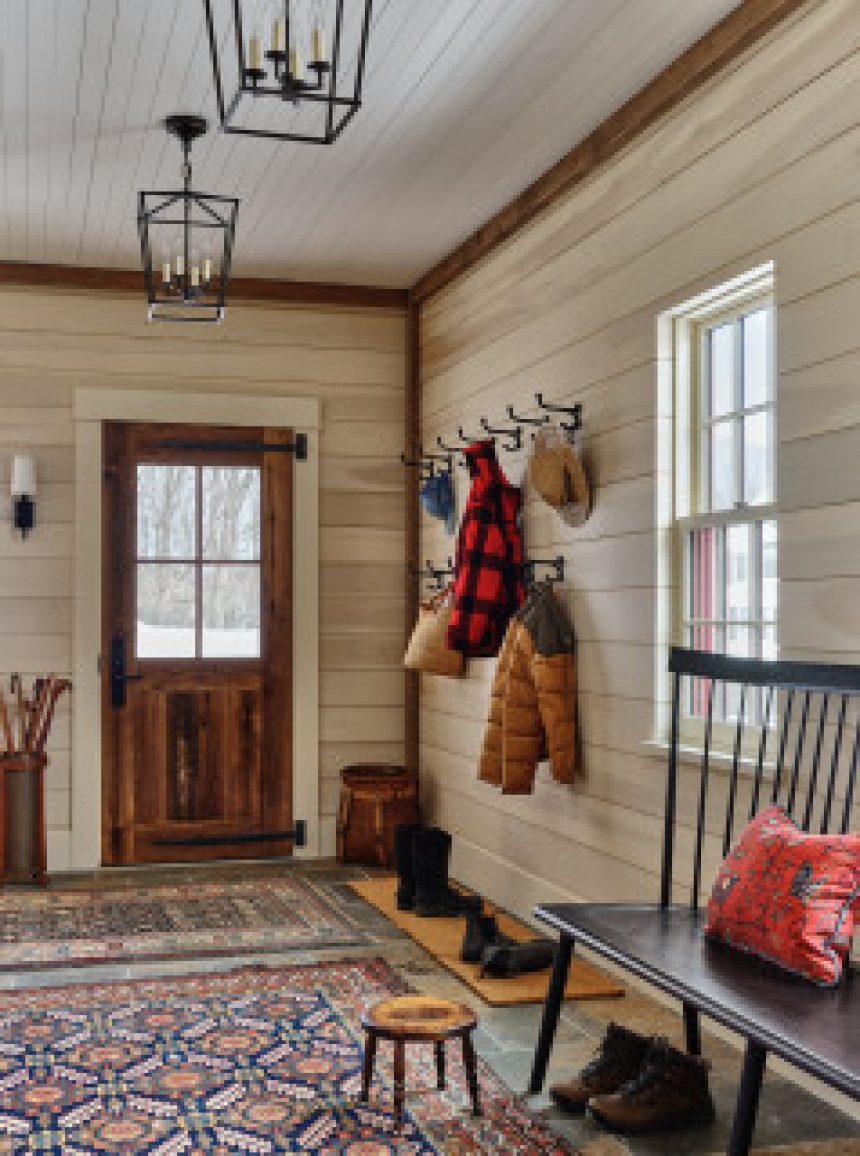 Houzz Tour: Barn-Style Guesthouse in the New England Countryside