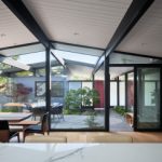 Houzz Tour: Midcentury Home Updated for Multigenerational Living