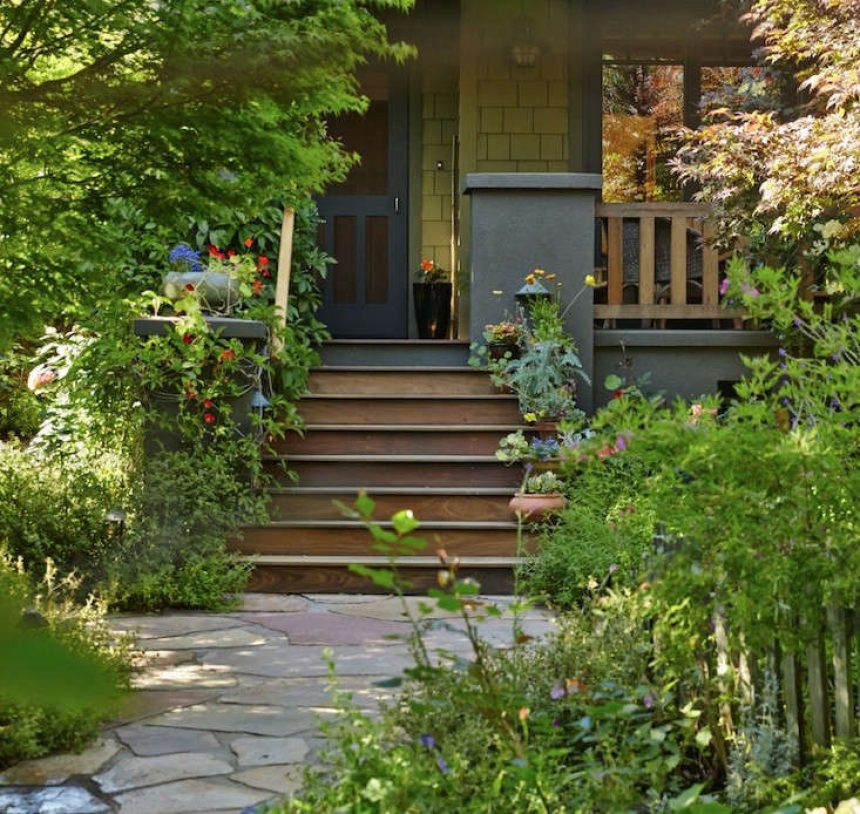 For more of this garden, see Garden Visit: The Hobbit Land Next Door. Photograph by Tom Kubik for Gardenista.