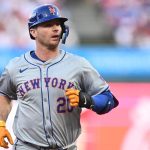 Pete Alonso in action