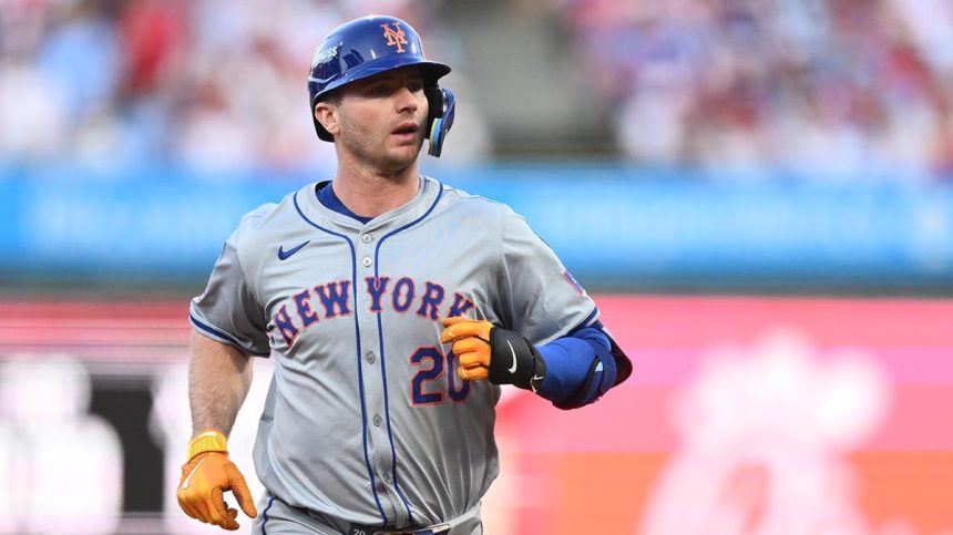 Pete Alonso in action