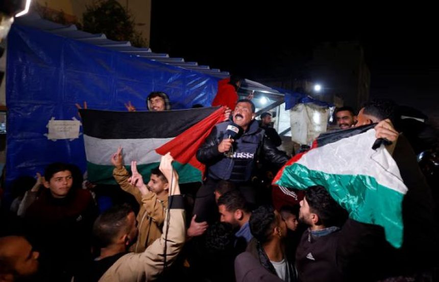 Palestinians celebrate Gaza ceasefire deal as Israeli attacks continue - SUCH TV