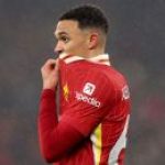 Salah posts cryptic snap with TAA, Van Dijk