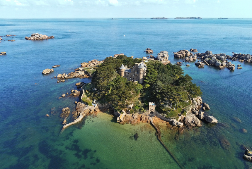 château île prive en Bretagne à vendre