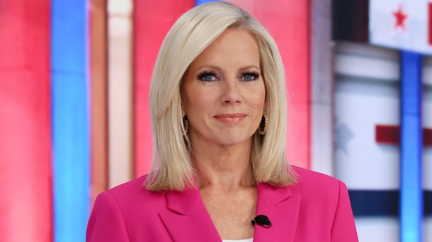 Shannon Bream on air with a full face of makeup.