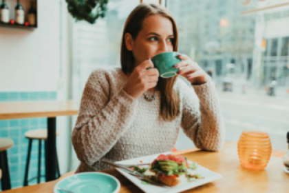 What should be the ideal gap between lunch and dinner?