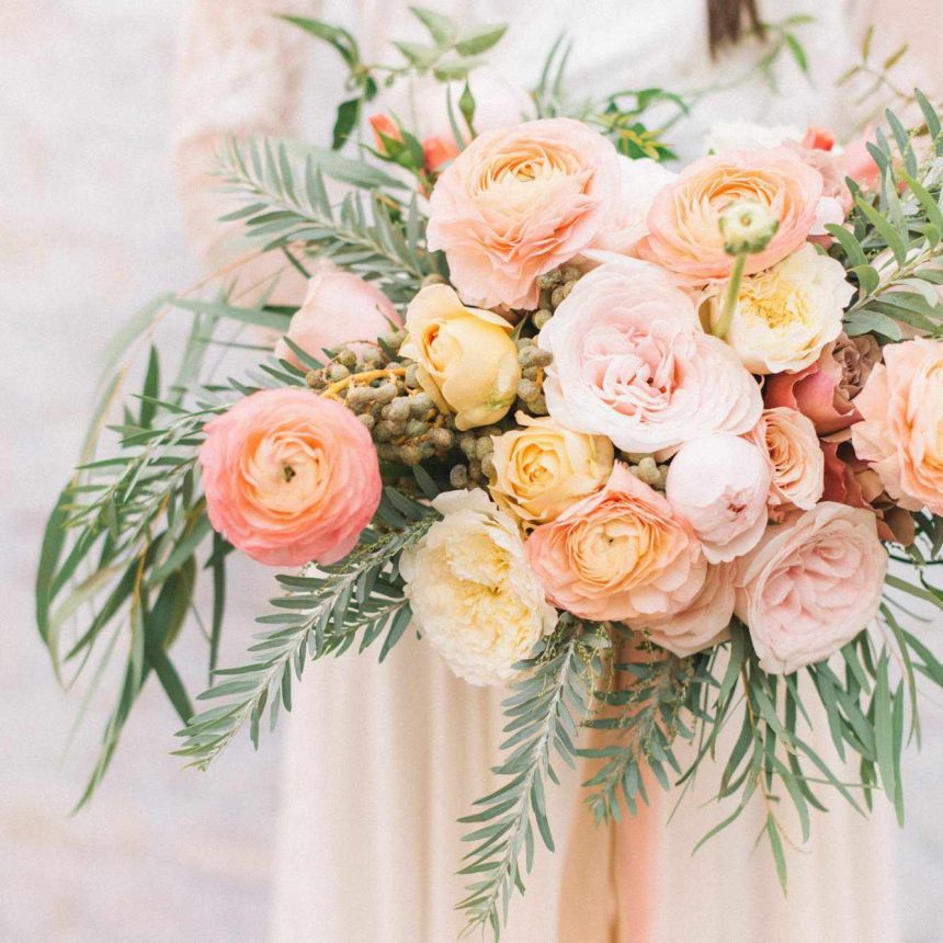 41 Stunning Ranunculus Bouquets from Real Weddings to Inspire Your Own