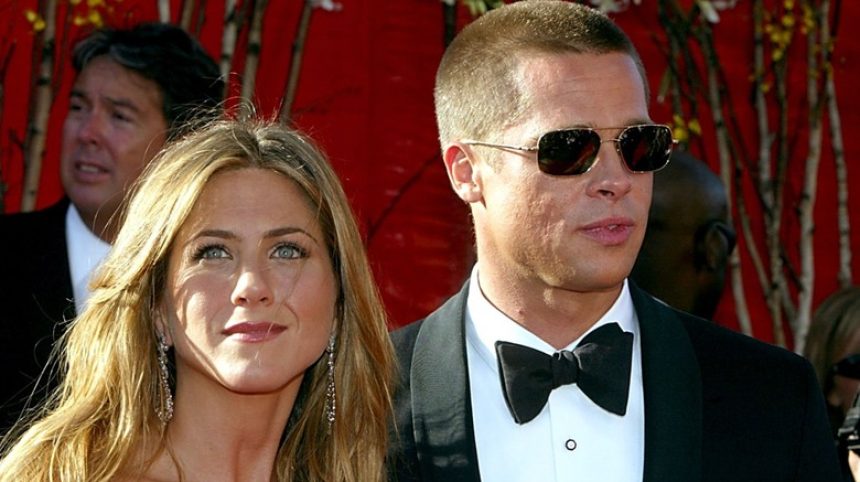 Jennifer Aniston and Brad Pitt at the 2004 Emmy Awards