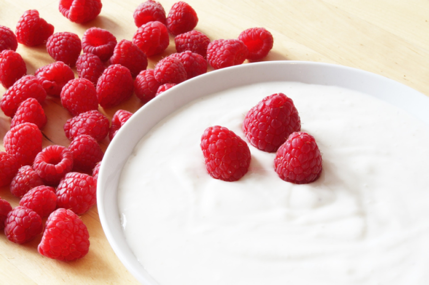 Yoghurt could help prevent bowel cancer