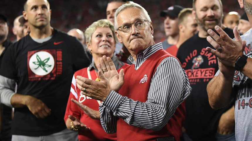 Jim Tressel claps