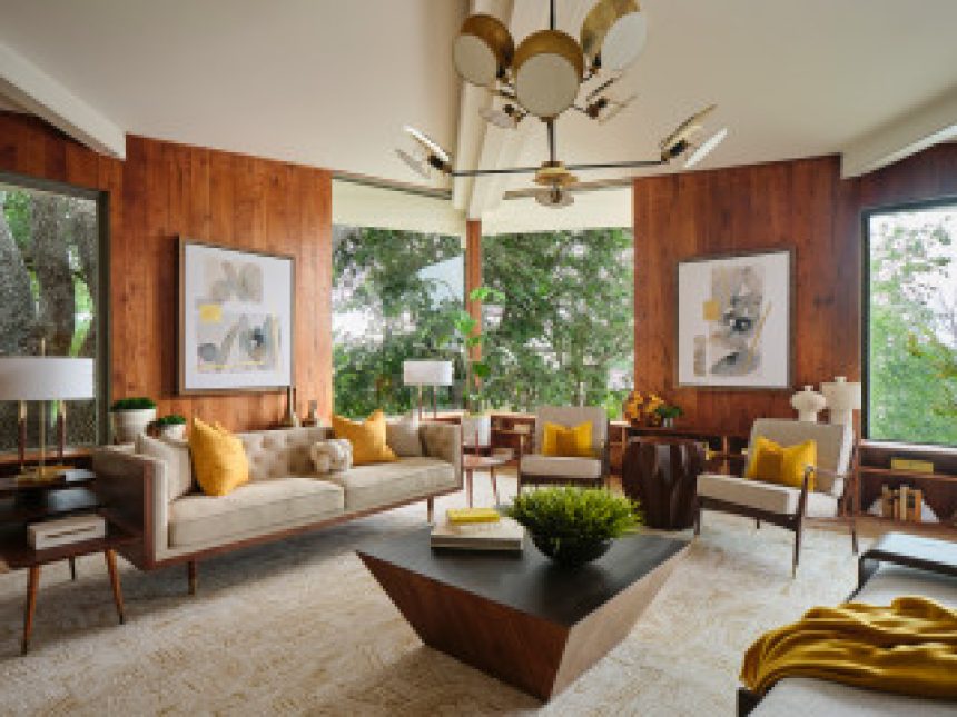 Houzz Tour:  Midcentury Modern Home With a Treehouse Feel