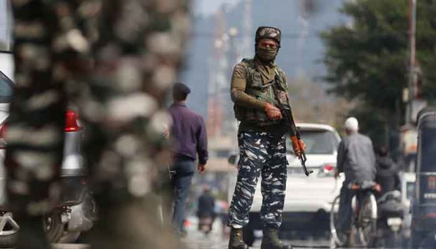 A representational image shows Indian Central Reserve Police Force (CRPF) personnel standing on a street in Srinagar, October 12, 2021. — Reuters