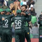 Pakistans players celebrate after dismissal of New Zealands Will Young during first one day international tri-nation series match between Pakistan and New Zealand at Gaddafi Stadium in Lahore, February 8, 2025. — AFP)