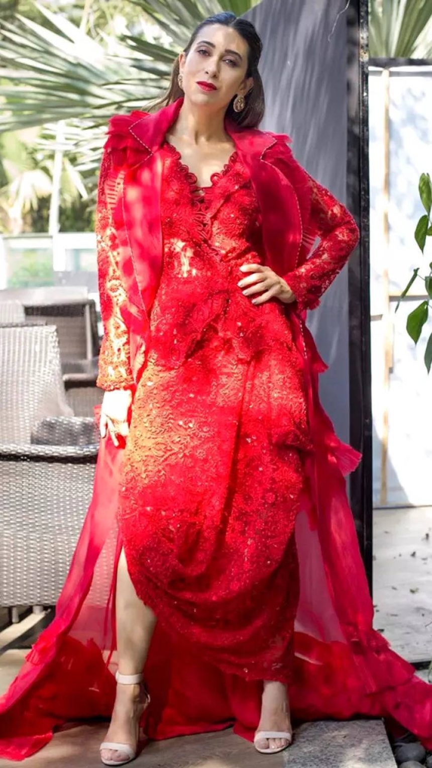 Kareena Kapoor to Deepika Padukone: Best Valentine's Day-worthy dresses worn by Bollywood divas