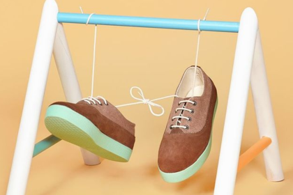 Lace-up your sneakers in these 5 creative ways