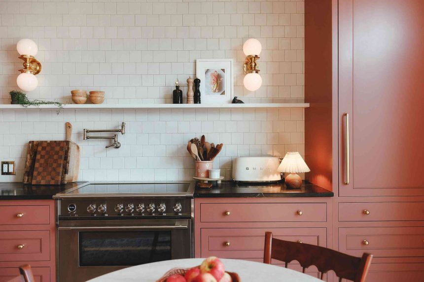 The One Piece of Decor That Will Instantly Make Your Kitchen Cozier, Designers Say