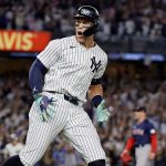 Aaron Judge reacts